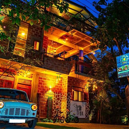 Thuru Villa Катунаяка Екстер'єр фото